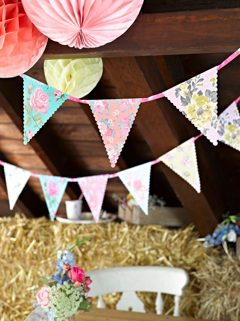 "Excellent Taste§ Party Bunting 1" UK Talking Tables party supplies - Items for Display - Paper Multicolor