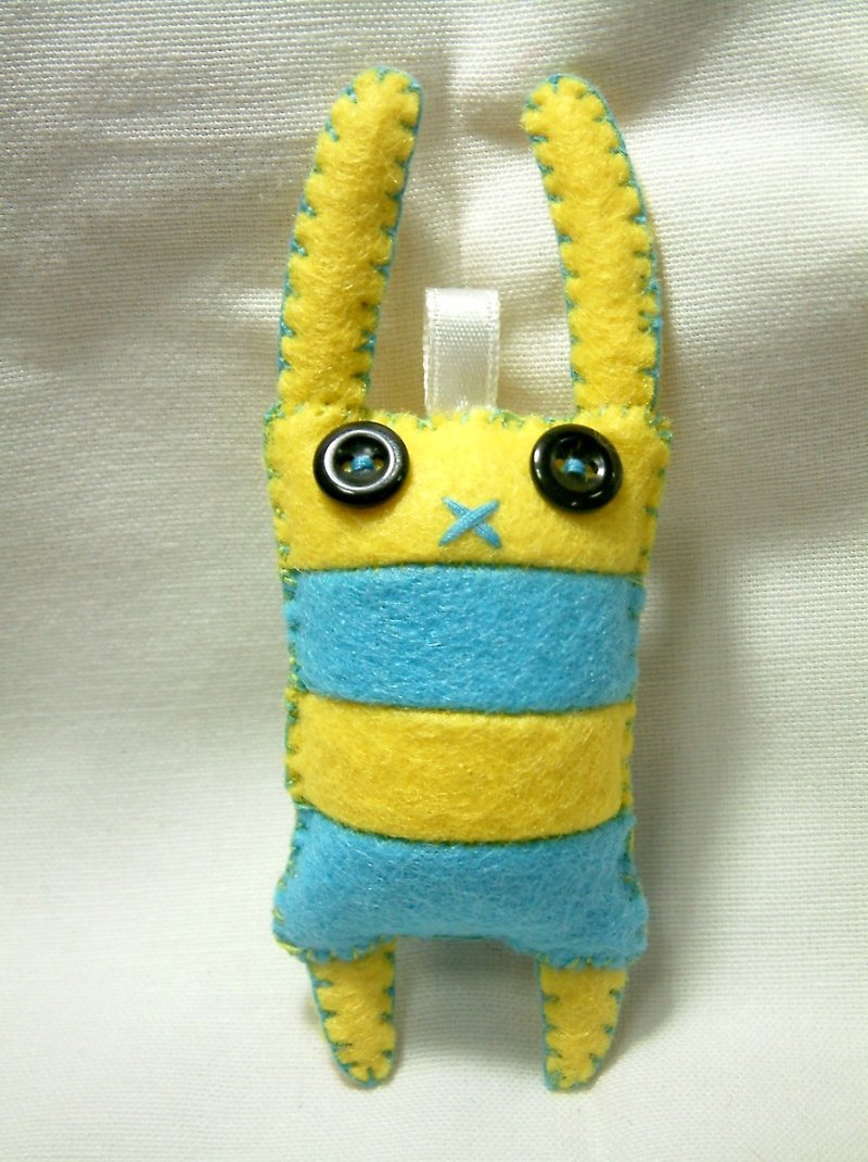 Beach rabbit - Charms - Other Materials Yellow