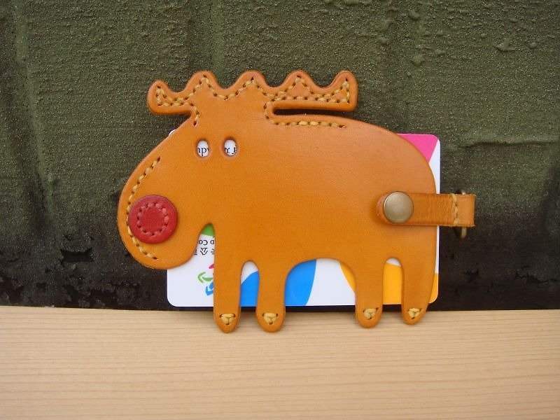 ISSIS - Fully Handmade Leather Red Nosed Elk Shaped Card Holder - ID & Badge Holders - Genuine Leather 