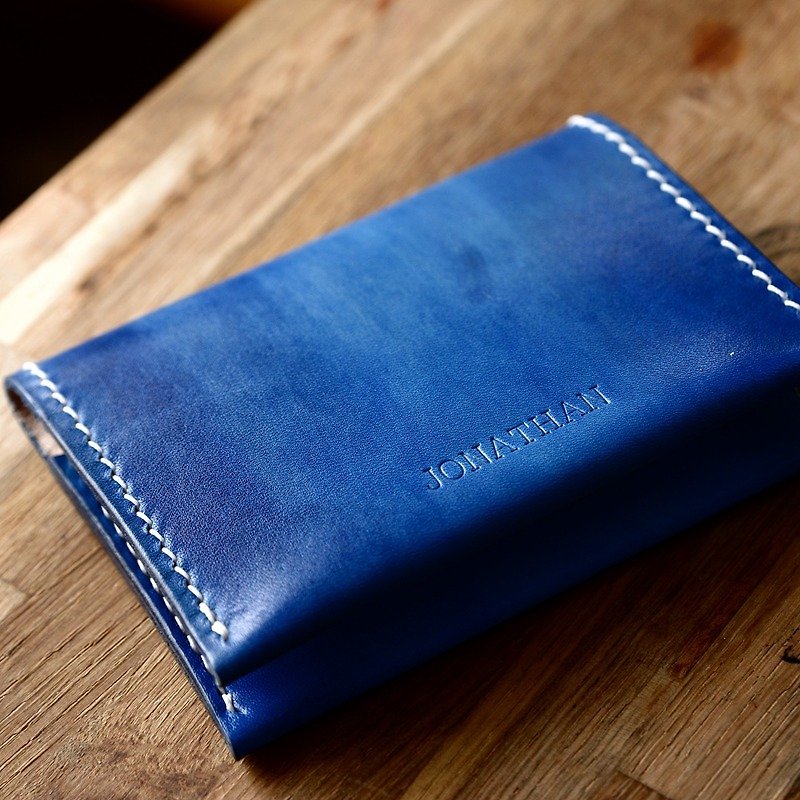 罐手制 藍色手染義大利植鞣革 極簡風卡包 - 長短皮夾/錢包 - 真皮 藍色