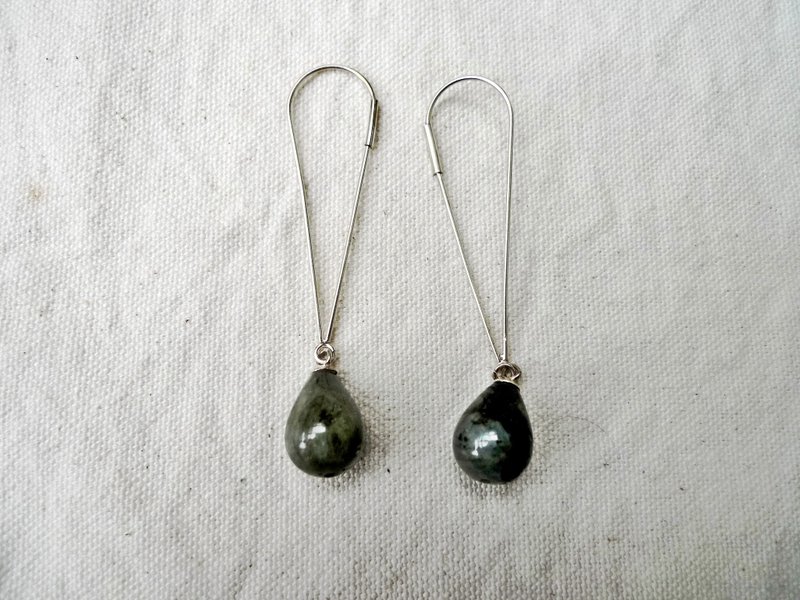 極簡系列_天然石銀耳環 - 耳環/耳夾/耳骨夾 - 其他金屬 灰色