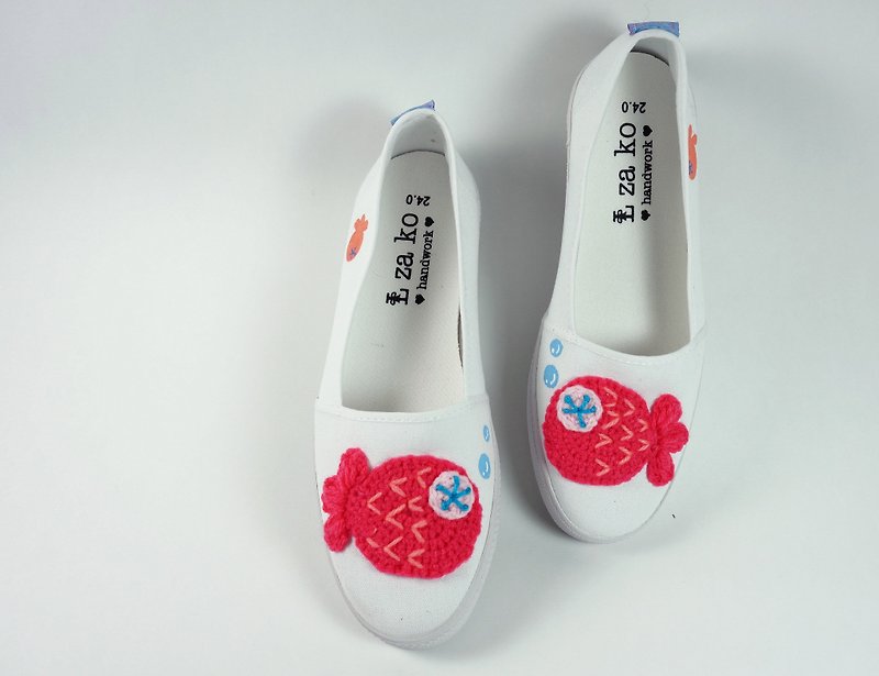 Leisure cotton canvas hand-made shoes goldfish fish models without weaving - Women's Casual Shoes - Cotton & Hemp Red