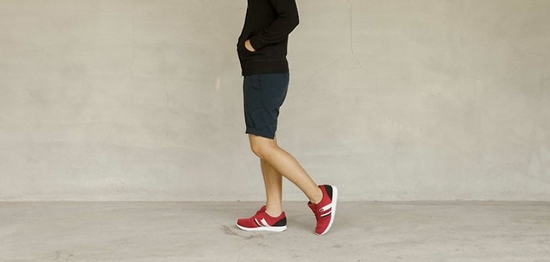 【出清特價】寶特瓶製休閒鞋  La Champenoise 復古慢跑鞋   酒紅 - 男款運動鞋 - 環保材質 紅色