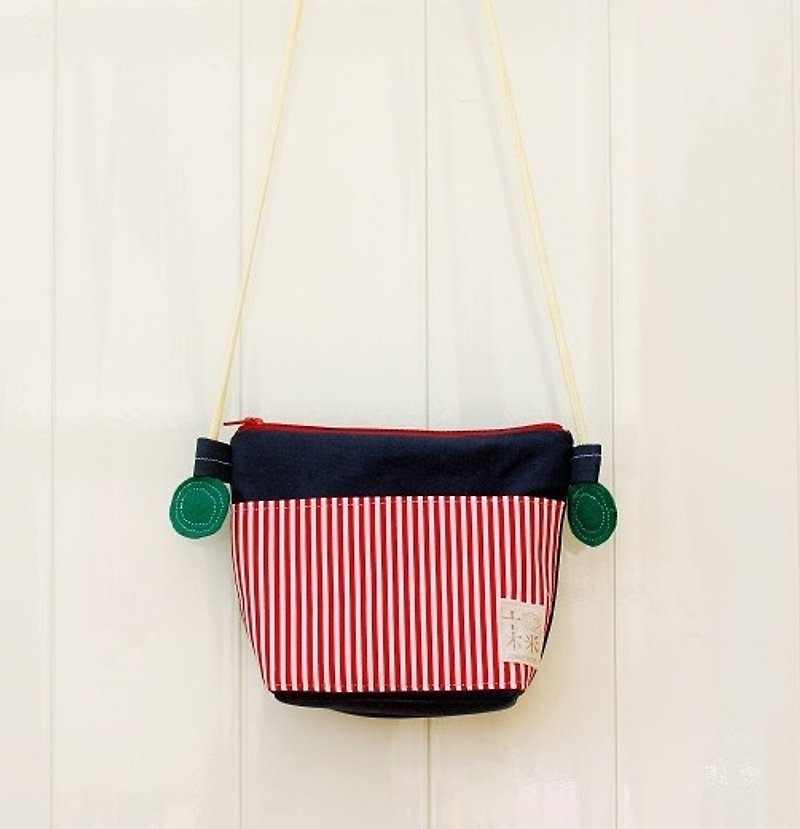 [Ten wooden meters. Lorenza] childlike Macaron red striped messenger bag # - Messenger Bags & Sling Bags - Other Materials Blue