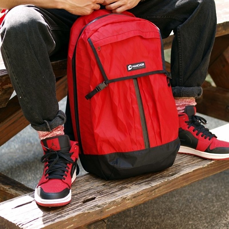 PIPE -T1 Backpack (red) - กระเป๋าเป้สะพายหลัง - วัสดุกันนำ้ สีแดง