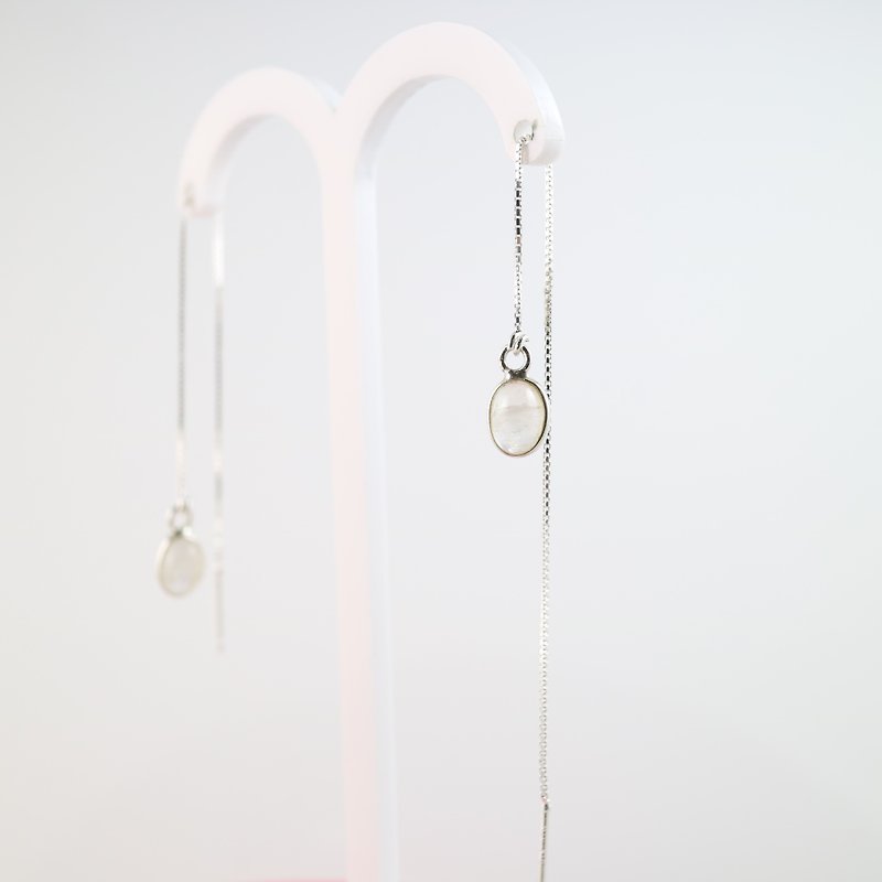[ColorDay] Moonstone Silver ear chain earrings <Moon Stone Silver Earring> - ต่างหู - เครื่องเพชรพลอย ขาว