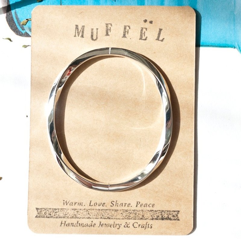 MUFFëL 925 Silver 純銀系列 - 重質 Simple Twist 手鐲 4mm - 手鍊/手環 - 純銀 灰色