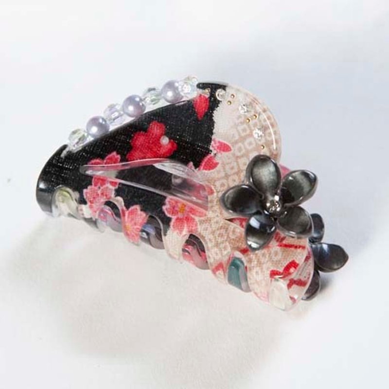 Cherry color, heart clip, shark clip - black color - Hair Accessories - Acrylic Black