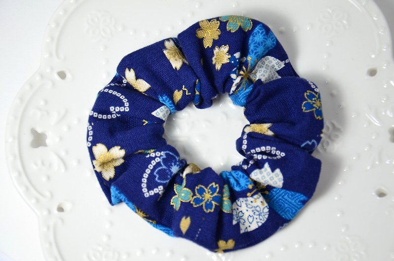 Japanese-style sakura bagel hair tress/donut hair tress/large intestine ring - Hair Accessories - Other Materials Blue
