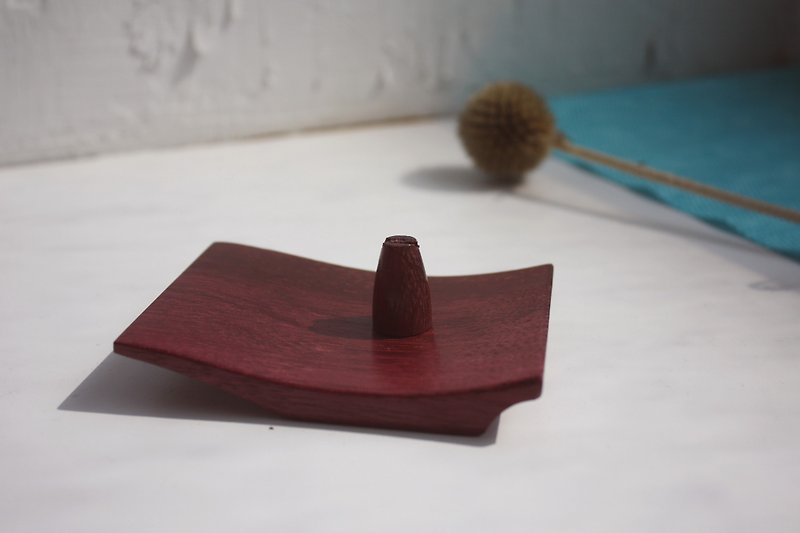 Purple heart wood multi-purpose small incense plate - จานเล็ก - ไม้ สีม่วง