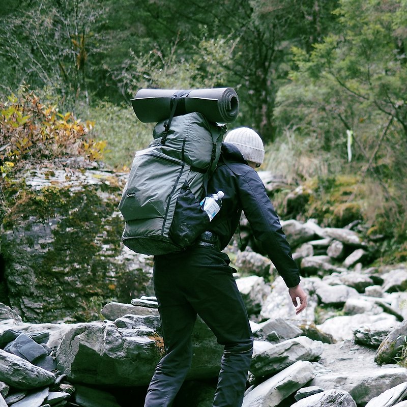 MARBLE 輕量化登山背包 - 後背包/書包 - 防水材質 灰色