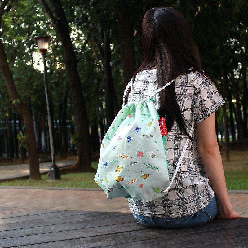 BLR 手工印製 Magai's 聯名款 海洋 雙面圖案 束口後背包 - 水桶袋/索繩袋 - 聚酯纖維 綠色