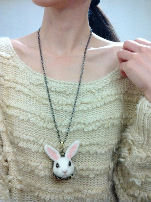 恋人村スウィートLife_マニュアル設計ウールはバレンタインに小さな愛を入れて❤とロングネックレス/ブローチ2気にしない感じ