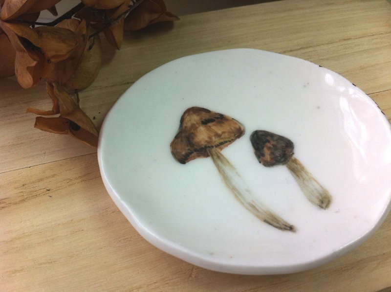 陶瓷蘑菇小碟 - 小皿 - その他の素材 ブラウン