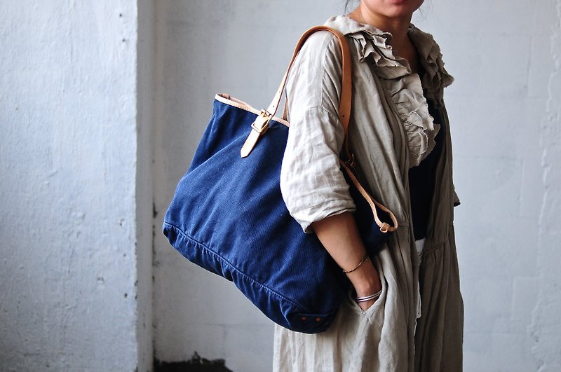 Handmade Washed Out Leather And Canvas Tote Bag/ Shoulder Bag/ Travelling Bag - Other - Genuine Leather 