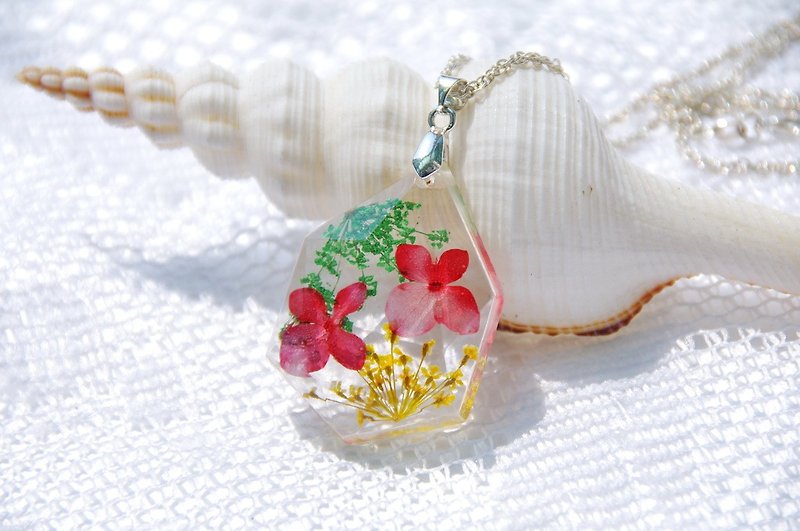 Anny's workshop Yahua jewelry hand-made, hand-made pressed flower necklace happiness - Necklaces - Plastic 