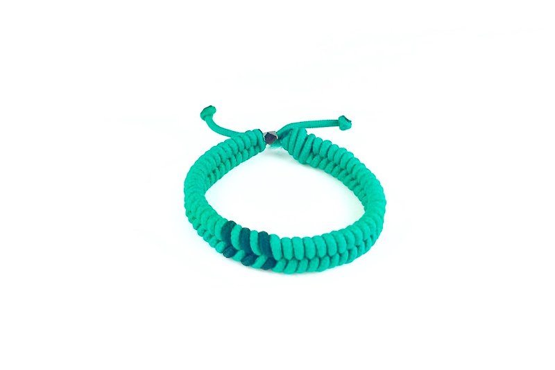 "Braided rope with dark green stripes on green background" - สร้อยข้อมือ - ผ้าฝ้าย/ผ้าลินิน สีเขียว