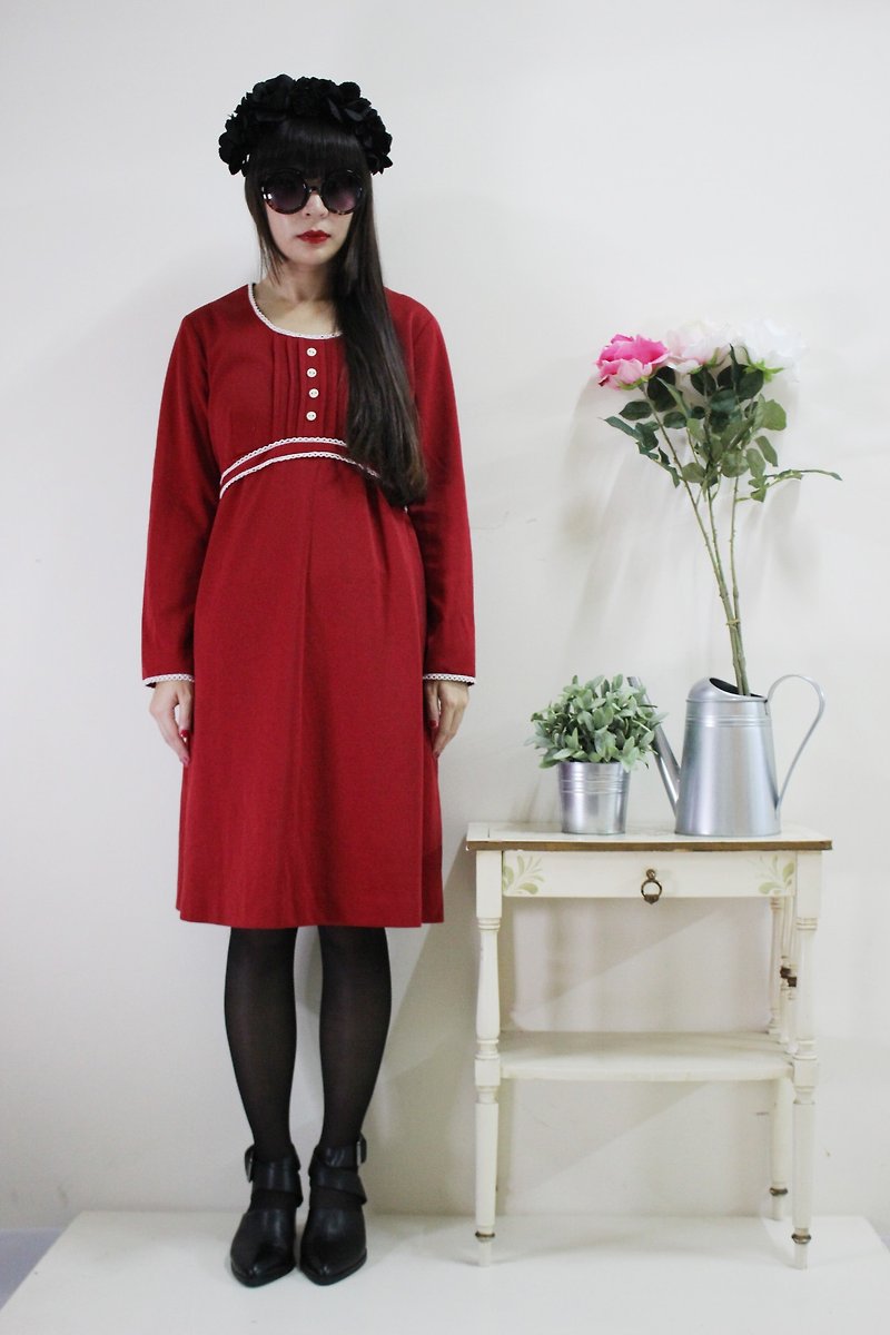 F1531 (Vintage) waist straps attached long-sleeved red vintage dress - One Piece Dresses - Other Materials Red