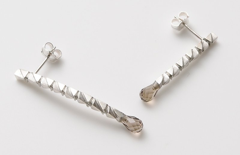 三角形組合 銀飾 耳環（煙水晶） - 耳環/耳夾 - 其他金屬 灰色