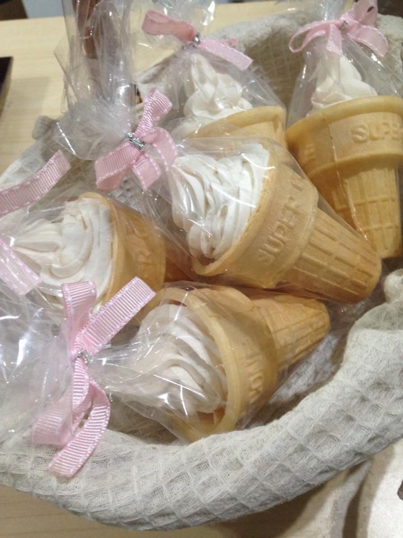 Marshmallow cone white snow cone ice cream cone secondary entry small things wedding cream cream cone - เค้กและของหวาน - อาหารสด ขาว