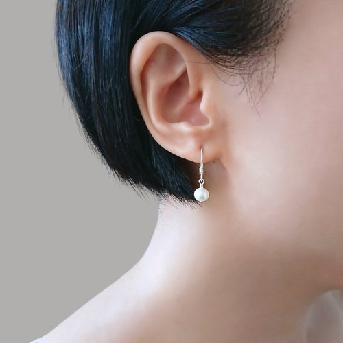 Joyce Wu Handmade Jewelry 日系清新淡水珍珠 純銀 耳勾式耳環 小巧百搭