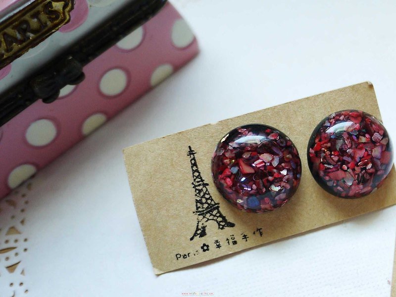 Paris. Handmade happiness. Vintage ear pin earrings natural broken shells - ต่างหู - แก้ว หลากหลายสี