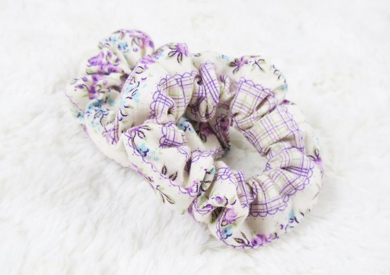 Hand made Mini hair scrunchies- fresh garden with purple flowers - Hair Accessories - Other Materials Purple