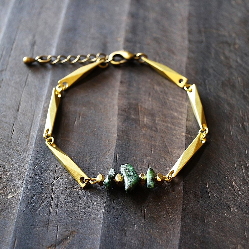 Muse natural wind series NO.161 green Turkey gravel section brass bracelet - Bracelets - Gemstone Green