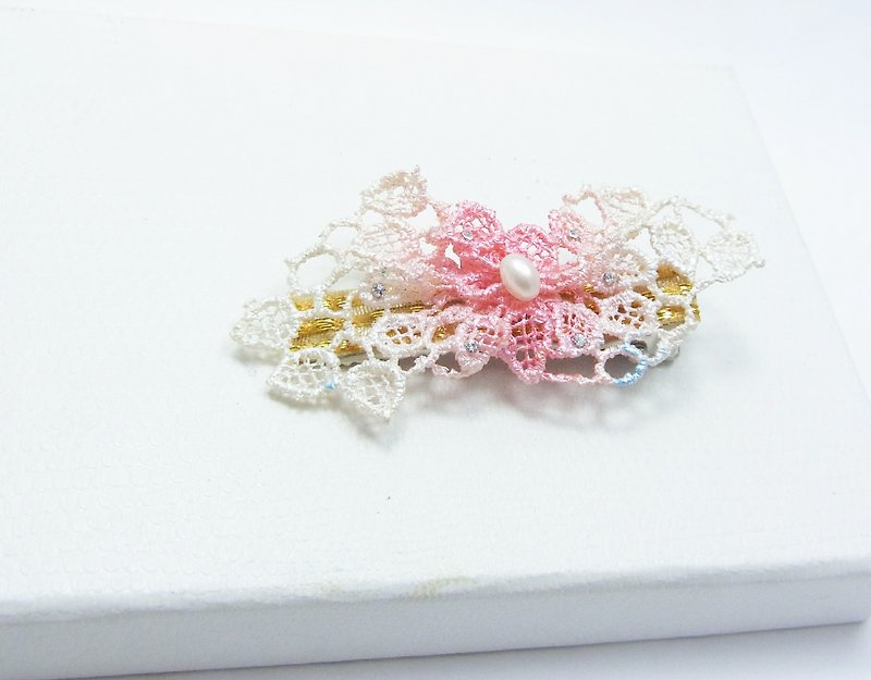 Loving hairpin lace strawberry water - Hair Accessories - Other Materials 