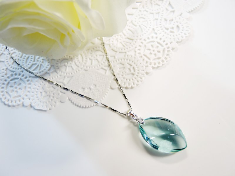 "Ice Crystal" Aquamarine Glazed Elegant Necklace-Fashion Streamline-1 - สร้อยคอ - เครื่องเพชรพลอย สีน้ำเงิน