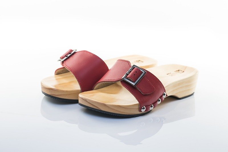 Hand side button energy health shoes (female models) - รองเท้าลำลองผู้หญิง - ไม้ สีทอง