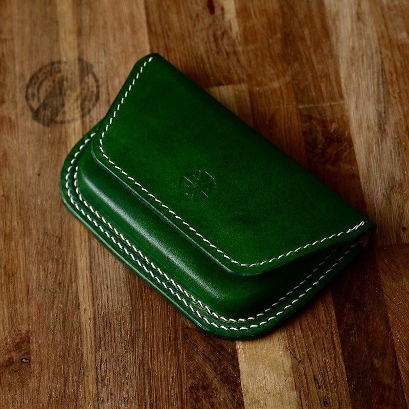 Can hand-made handmade Italian vegetable tanned leather magnetic buckle business card holder bag bank card holder - แฟ้ม - หนังแท้ สีเขียว