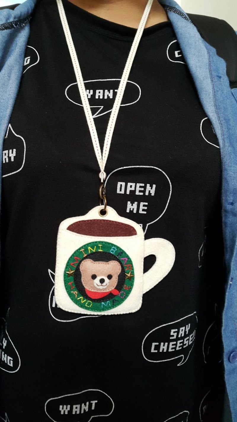 Mini bear bear as a bear. Coffee double-sided card holder + special identification card with exclusive models - ที่ใส่บัตรคล้องคอ - ผ้าฝ้าย/ผ้าลินิน 