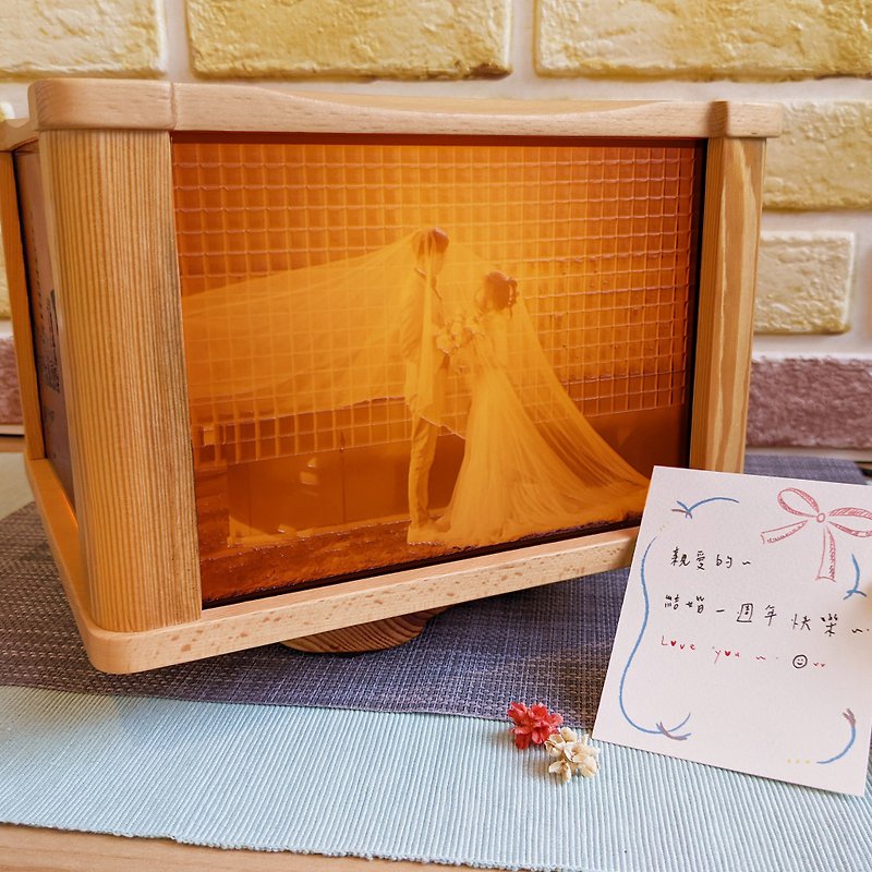 [Custom photo] Art rotating light box engraving photo-(single layer horizontal) - Picture Frames - Wood Brown