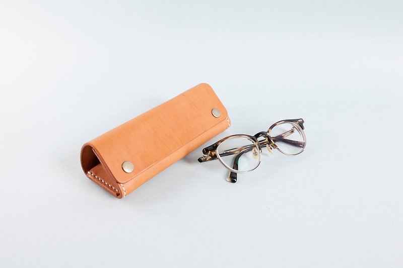 Triangular glasses case | leather custom | custom typing | portable storage | genuine leather | gift - Glasses & Frames - Genuine Leather 