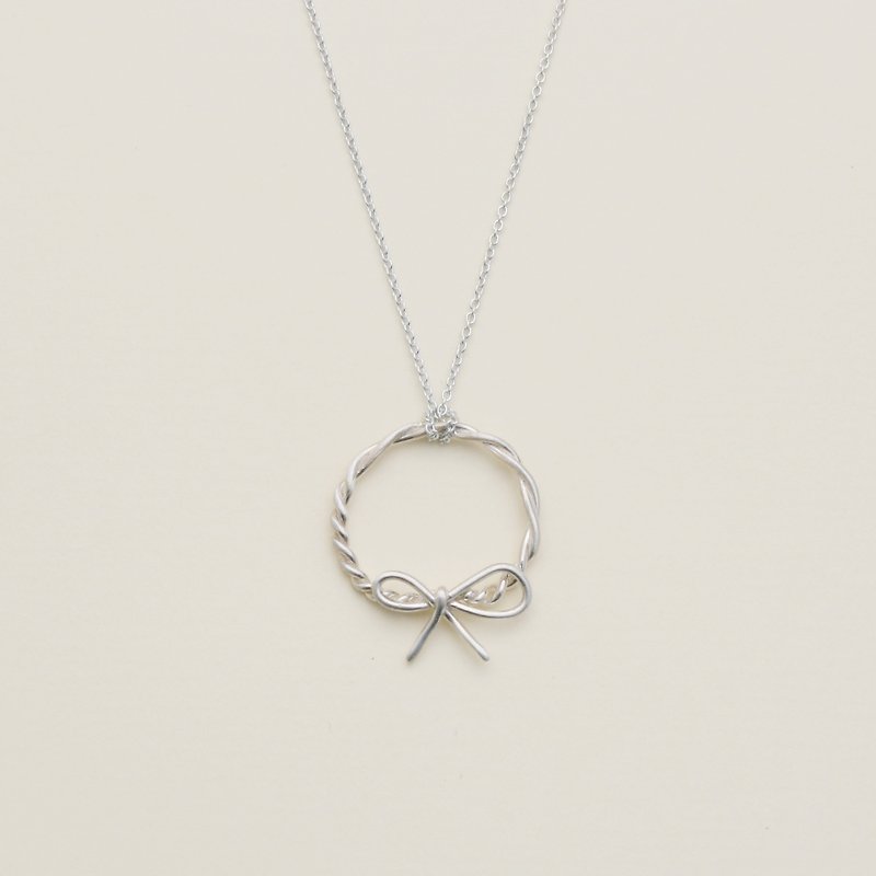 Ribbon Ring Necklace - สร้อยคอ - เงินแท้ สีเทา