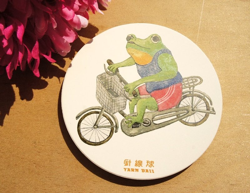 Sewing ball Taiwan endemic animals - frog riding a bicycle - ceramic absorbent coasters - Coasters - Other Materials Green