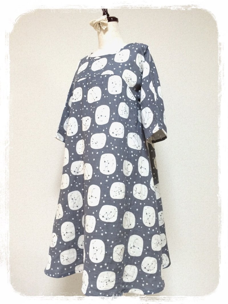 星座のワンピース：ふんわりダブルガーゼ：グレー - ワンピース - その他の素材 グレー