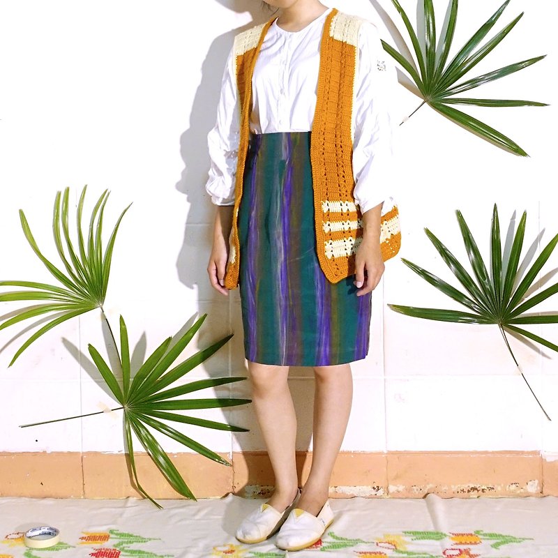 BajuTua / vintage / orange hand-woven wool cardigan vest - สเวตเตอร์ผู้หญิง - วัสดุอื่นๆ สีส้ม