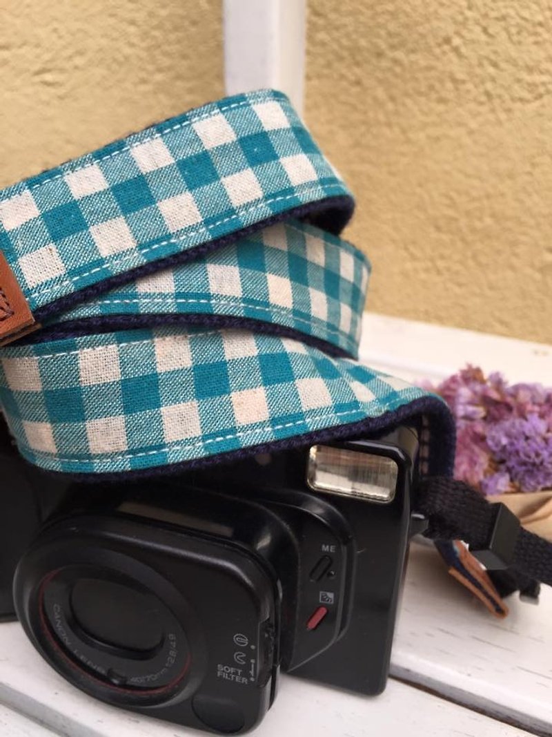 ﹝ Clare ﹞ vintage hand-made cloth light blue plaid camera strap - Camera Straps & Stands - Other Materials Blue