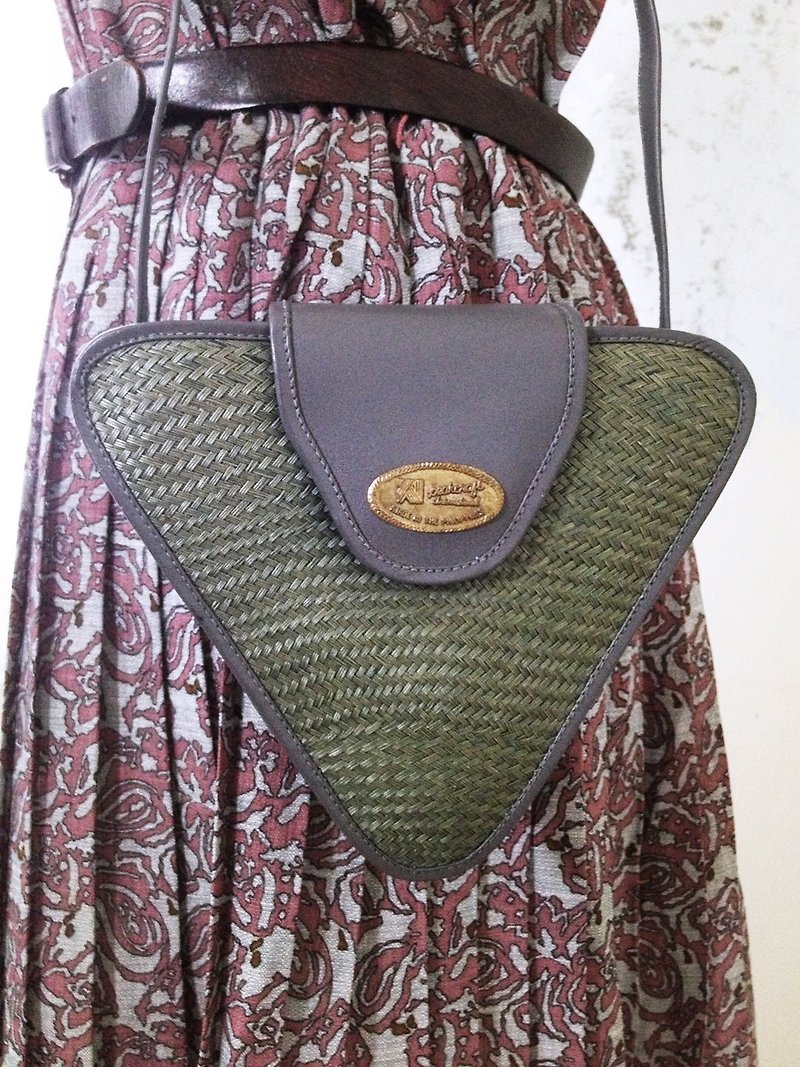 Vintage time [dorsal antique gray knit triangle package] abroad back to vintage bag VINTAGE - กระเป๋าแมสเซนเจอร์ - หนังแท้ สีดำ