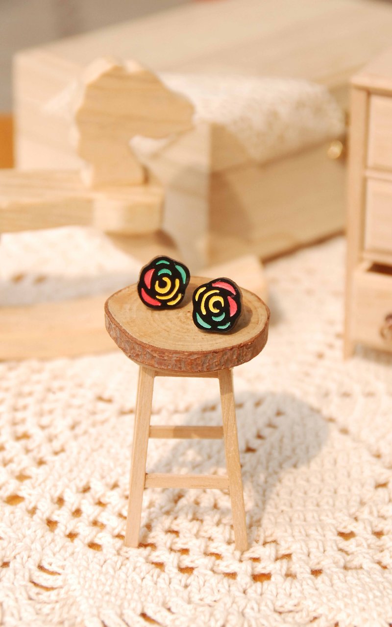 Passion rose/anti-allergic steel needle/changeable clip type - Earrings & Clip-ons - Acrylic Multicolor