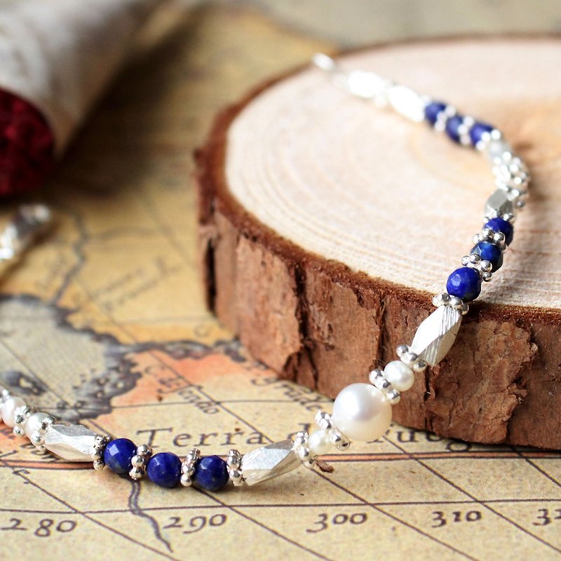Journal Tigris / freshwater pearl, lapis lazuli, sterling silver bracelet bracelet - Bracelets - Other Materials Blue