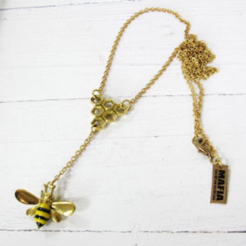 Bee and beehive necklace in brass with enamel color - สร้อยคอ - โลหะ 