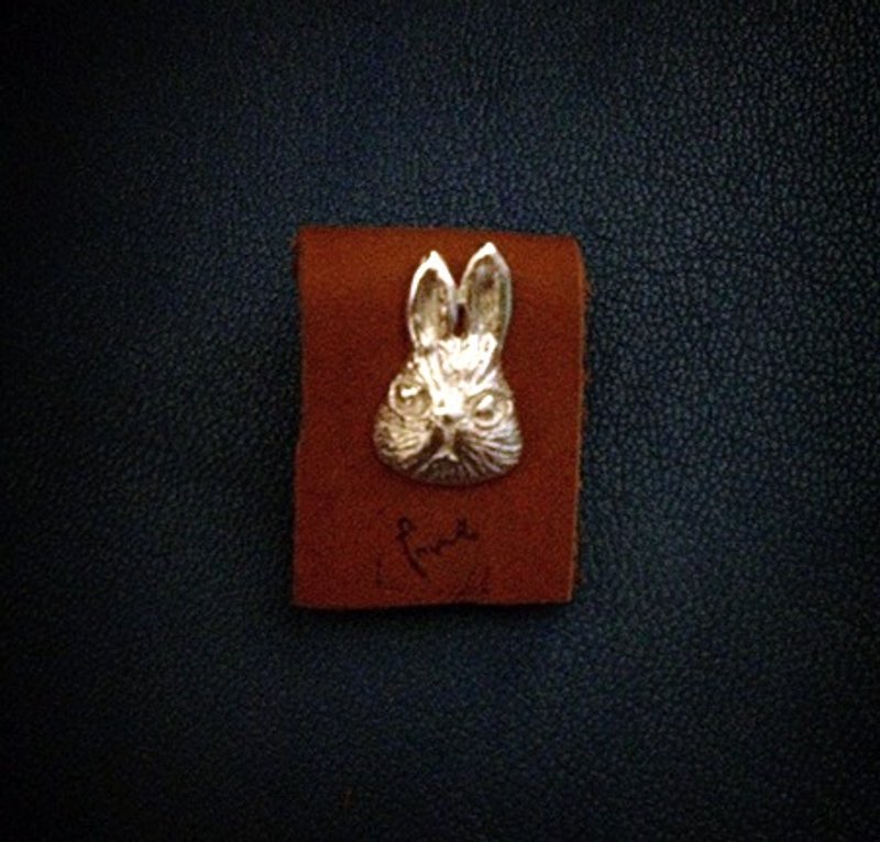 เงินแท้ ต่างหู - emmaAparty sterling silver earrings: little rabbit (single sale)