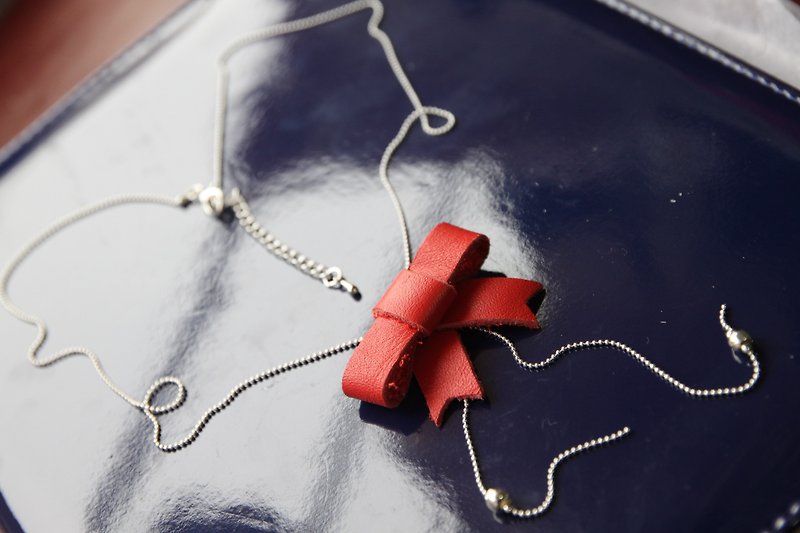 Red leather butterfly necklace - Necklaces - Genuine Leather Red