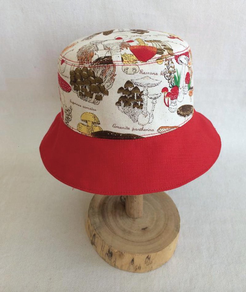 Va手工大人帽系列  魔幻香菇雙面漁夫帽 - 帽子 - 其他材質 紅色