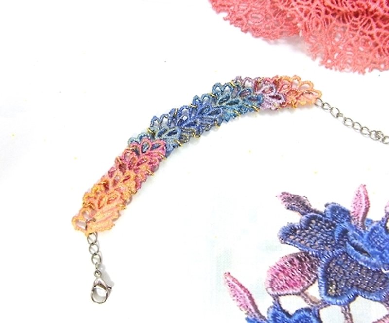 [A Lace Water Lace] Purple Drunk Gold Fan Lace Bracelet - Bracelets - Thread 
