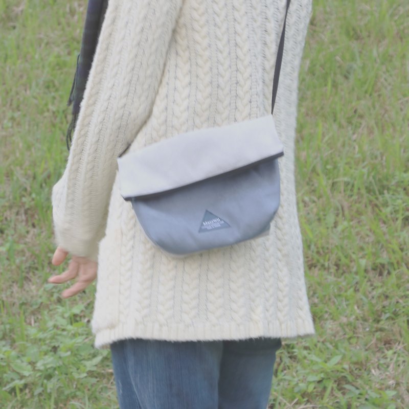 MaryWil Colorful Shoulder Bag-Grey/Grey Blue - กระเป๋าแมสเซนเจอร์ - วัสดุอื่นๆ สีเทา