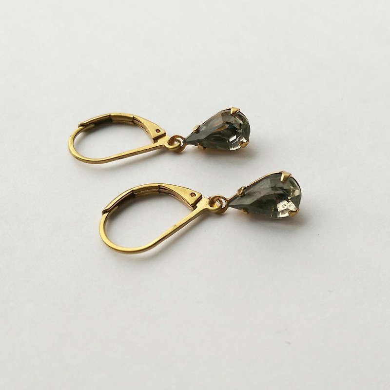 Antique iron gray glass drop earrings - ต่างหู - เครื่องเพชรพลอย 